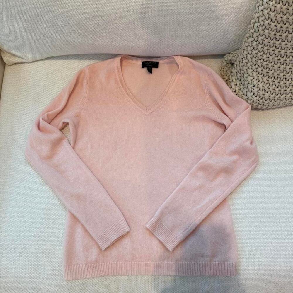 Pink charter club 100% cashmere sweater